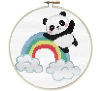 Ladybird Stickset Rainbow Panda, Langstich-Set mit Stick-Rahmen Ø 15,2 cm, Komplett-Set für ein rundes Stickbild, handwerkliches Hobby für Erwachsene und Kinder ab 8 Jahren