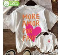 Lässig elegantes weißes "More Amor Por Favor" Rosa Herz Grafik Baumwoll T-Shirt | Weich bequemes Kurzarm Shirt | Y2K Urlaubsoutfit für Frühling/Sommer