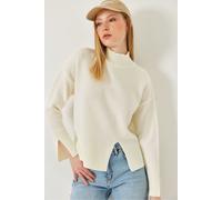 Lässiger Rollkragenpullover mit Schlitzen S/M