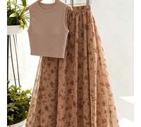 Lässiges elegantes Set mit geripptem Tanktop mit Rundhalsausschnitt und Midi-Rock mit Blumenmuster