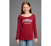 Langarmshirt KANGAROOS "Shirt mit BROOKLYN Print", Mädchen, Gr. 152/158, rot (bordeaux), Jersey, Obermaterial: 100% Baumwolle, bedruckt, Basic hüftlang, tiefer Rundhals, Shirts Langarmshirt, Trendiger