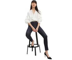 Levi's 711 - Enge Jeans aus weichen Rinsewash Fasern W25 / L32 Slim Fit