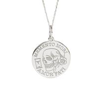 Memento Mori Amor Fati Gravierte Münzanhänger-Halskette 24 mm mit 45,7 cm langer Kabelkette | Sterlingsilber 925 | Unisex-Schmuckgeschenk | LK_PNDN_2182