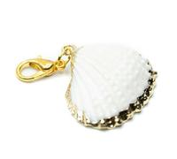 Miniblings Muschel Charm Anhänger Sommer Strand Meer Urlaub boho weiß gold - Handmade Modeschmuck I Kettenanhänger vergoldet Bettelanhänger Bettelarmband Anhänger für Armband
