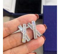 Modische Ohrstecker in Kreuzform, Zirkonia, moderner Schmuck für Damen