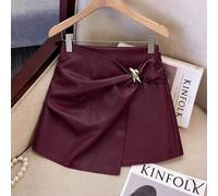 Modischer, eleganter und vielseitiger Damen-Lederrock mit asymmetrischer Metallschnallen-Verzierung für Partys