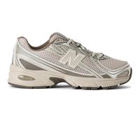 New Balance 740 37.5