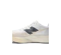 New Balance Fuelcell Supercomp Elitev5 Linen Größe: 37.5 | Laufschuhe Outlet | Damen | Weiß