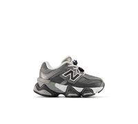 New Balance Kinder 9060 Bungee in Grau/Schwarz, Synthetik, Größe 23