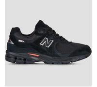 New Balance Sneaker 2002 in Schwarz 42