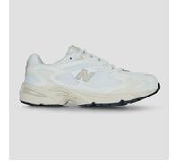 New Balance Sneaker 725 in Beige 42