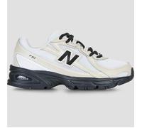 New Balance 740 44