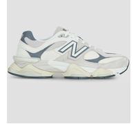 New Balance Sneaker 9060 in Beige 40