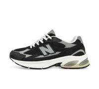New Balance Unisex 2010 in Schwarz/Grau/Weiß, Wildleder/Mesh, Größe 40