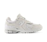 New Balance Unisex 2002DX Protection Pack Gore-Tex® in Weiß/Grau, Wildleder/Mesh, Größe 42