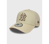 NEW ERA OUTLINE EF TRUCKER NEYYAN LTCCHS Herren | LIGHT BEIGE |