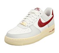 Nike Air Force 1 07 SE Damen Trainers DV7584 Sneakers Schuhe (UK 3 US 5.5 EU 36, Photon dust Team red 001)