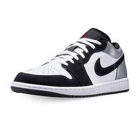 Nike Air Jordan 1 Low SE Herren-Sneaker, Weiß/Schwarz/Mattsilber/Feuerrot, 47.5 EU