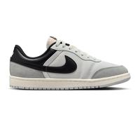 NIKE Air Jordan Skyline Low Sneaker Damen 101 - summit white/black-lt smoke grey-sail 39