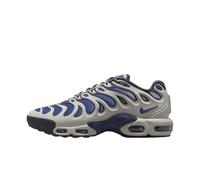 Nike Air Max Plus Drift Herrenschuh, Helles Eisenerz/Dunkle Rosine/Persisches Violett/Concord, 44 EU