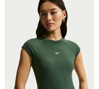 Nike Chill Knit kurzärmliges, eng geschnittenes Ripp-Oberteil (Damen) - Grün XS (EU 32-34) IF0242-323