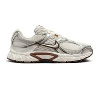 Sneaker NIKE SPORTSWEAR "V5 RNR", Damen, Gr. 37,5, sail, lt orewood brn, fauna braun, phantom, Synthetik, Textil, Schuhe Sneaker, inspiriert vom Design des Y2K Nike Vomero 5 (22450724-37,5) sail, lt o