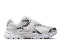 NIKE Damen Freizeitschuhe W V5 RNR (HQ7901) 39 WHITE/METALLIC SILVER-MTLC PLA