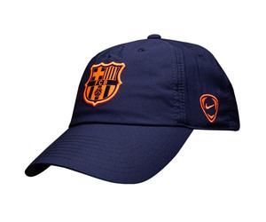 NIKE FC Barcelona Total 90 Club Cap 2025/26 410 - midnight navy/bright mango M/L