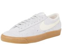 NIKE FQ8060-003 Blazer Low '77 Vintage Damen Football Grey/Pale Ivory-Gum Light Brown EU 40.5