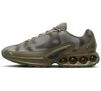 NIKE Herren Air Max DN Nrg Sneaker, Classic Olive Black Dark Loden Fir, 45.5 EU