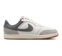 Nike AIR JORDAN SKYLINE LOW LE Gr. 10½