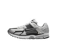 Nike Herren Zoom Vomero 5 Schuhe, Metallic Silver/Pure Platinum/White/Black, 42.5 EU