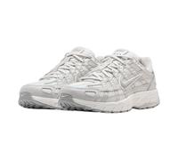 Nike IF1756-100 W P-6000 SE Damen Summit White/Wolf Grey-VAST Grey EU 41