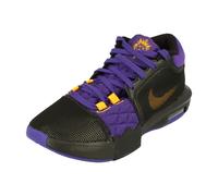 Nike Lebron Witness Viii Männer Basketball Lila Trainer EU 40,5 / UK 7