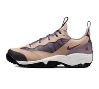 NIKE Men's ACG Air Mada Sneaker