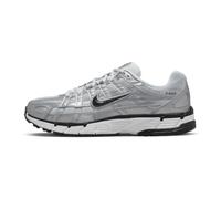 Nike - Metallic Silver Pure Platinum Sneaker - - Sport - Damen - Grau - 35 1/2 EU