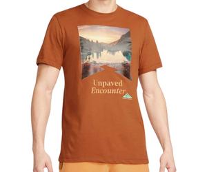 Nike Mountail Trail Logo Braunes T-Shirt S