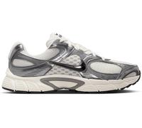 Nike - Nike NIKE V5 RNR BLACK-PENCIL POINT - Gr. - 11 US