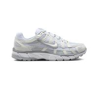 Nike FV6603-101 P-6000 Damen MTLC Summit WHT/White-Pure Platinum EU 41