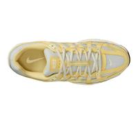 Nike WMNS P-6000 women Lowtop yellow in Größe:38