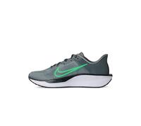 Nike Quest 6