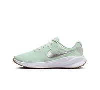 Nike Revolution 7 Straßenlaufschuh für Damen, Barely Green/Metallic Silver-White, FB2208-303, 36.5 EU (W 6 US)