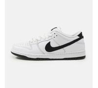 Nike SB Dunk Low Pro - White/Black-White-Black - 44