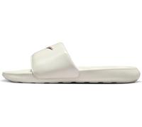 Nike Slides Damen Victori One Slide Swh, Sail/Terra Blush-Sail-Black, FZ1394-100, 42 EU (W 10 US)