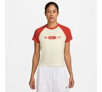Nike Sportswear Chill Knit schmal geschnittenes T-Shirt mit Grafik (Damen) - Weiß L (EU 44-46) HV4992-133