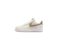 NIKE Sportswear - Turnschuhe AIR Force 1 '07 LV8 aus synthetisch, Hellbraun-weiß-braun (9.5)