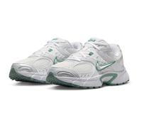 NIKE V5 RNR Sneaker Damen 106 - summit white/white-vast grey-cannon 41