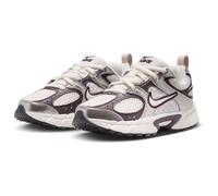NIKE V5 RNR Sneaker jüngere Kinder 005 - phantom/phantom-moon particle 33