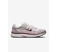 NIKE W P-6000 Damen | SUMMIT WHITE/PLUM CHALK-METALL | EU 40,5