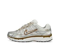 Nike Damen P-6000 Freizeit-Schuhe, White/Metallic Silver/Lt Briti, 39